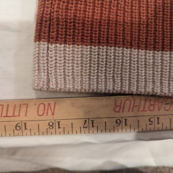 Gap Size L striped sweater tank with shoulder ties - Picture 5 of 7